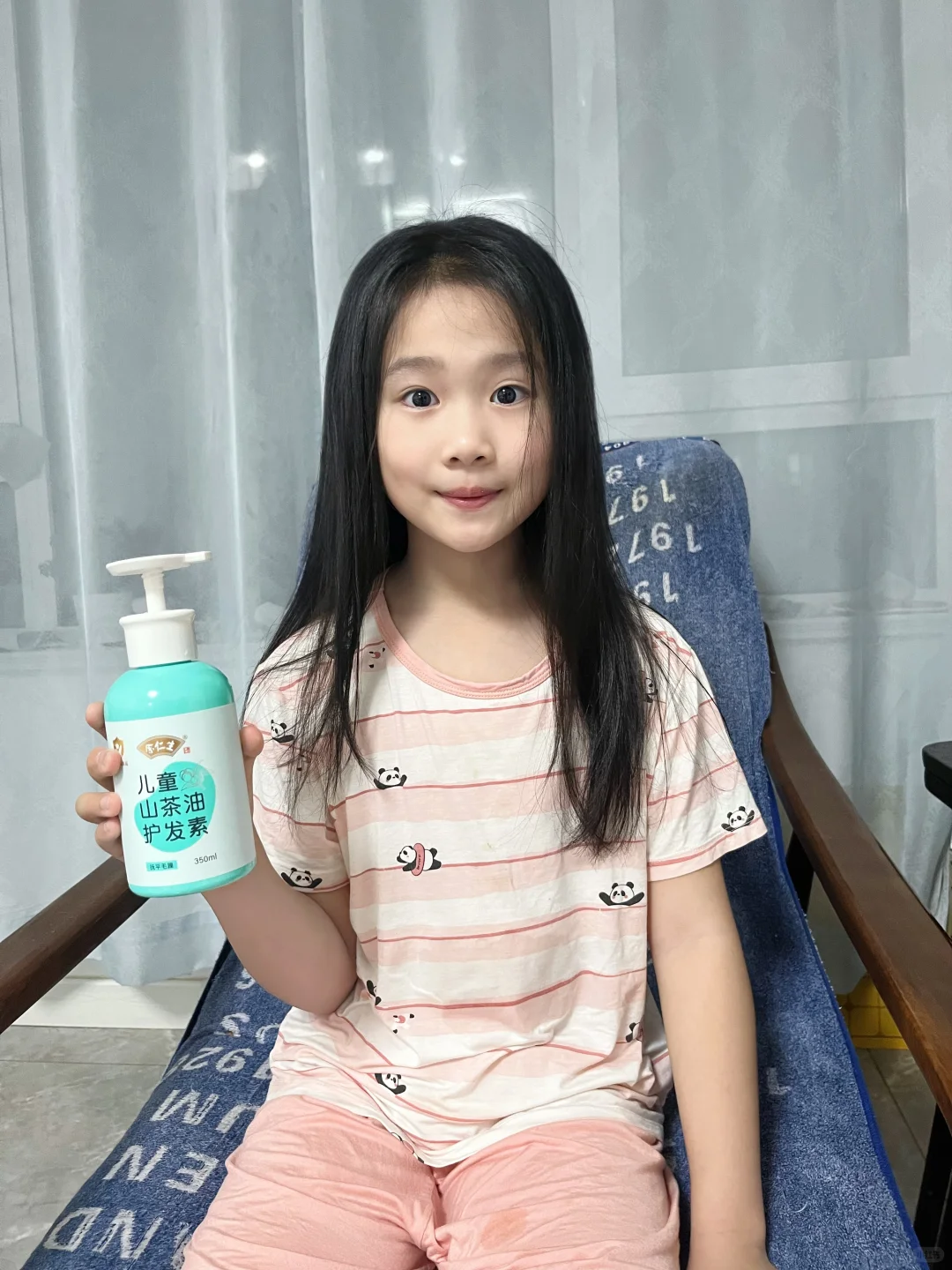 给女儿梳头，终于不再“鸡飞狗跳”了