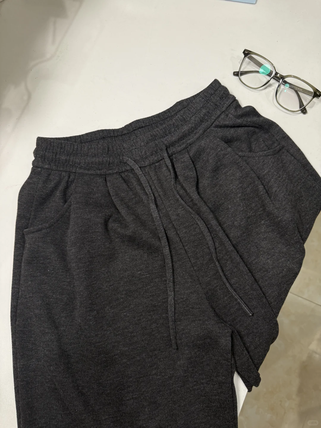 这条休闲裤我能穿一整个秋冬！