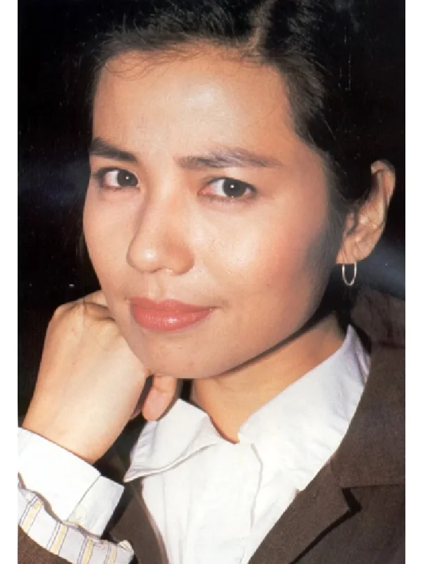 明艳 纯朴 优雅 大气 媚而不妖