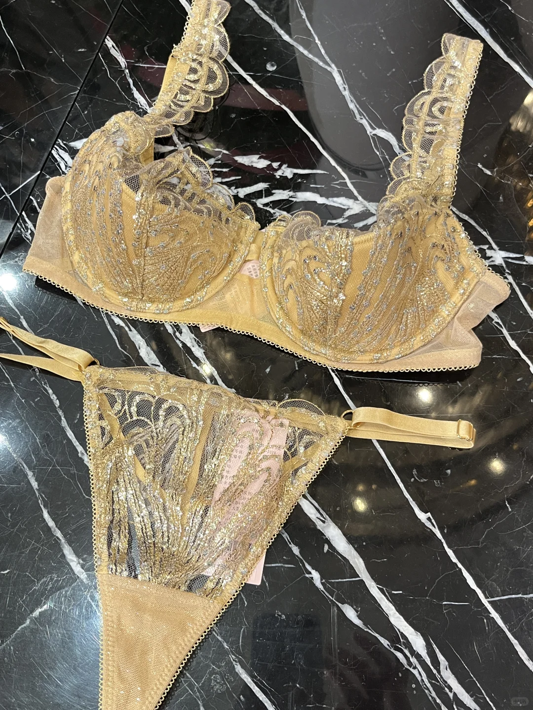 维秘香槟金 氛围感的神‼️