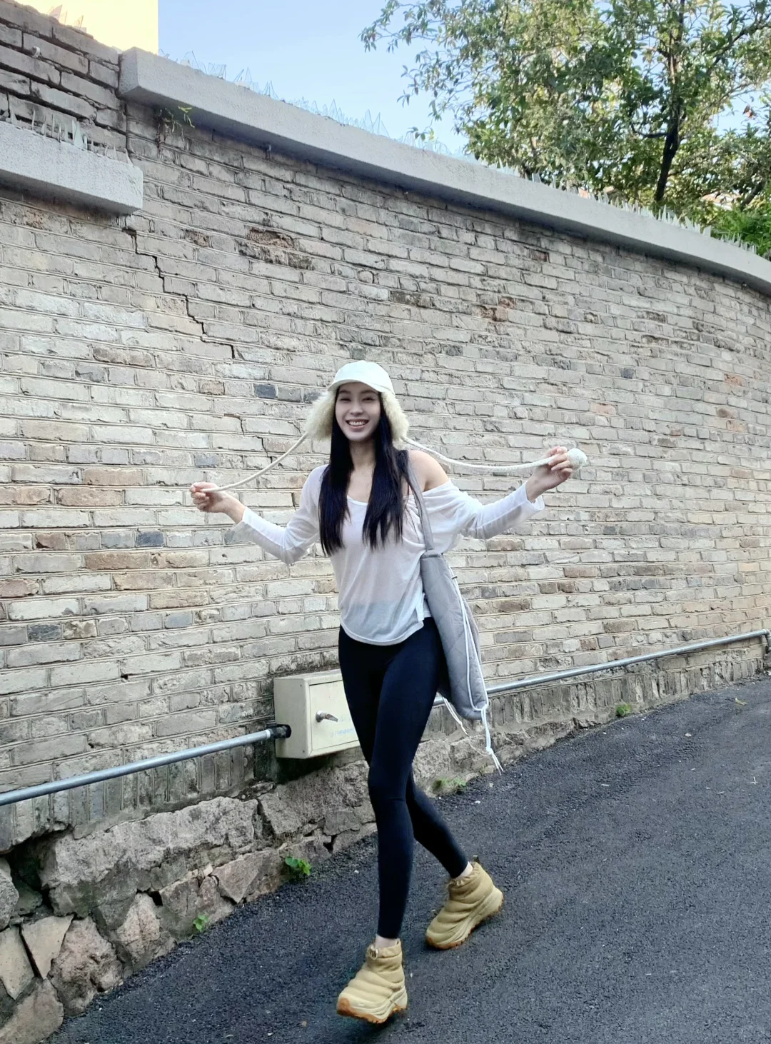 挑战只穿瑜伽服出门Day 83｜能量满满的一天