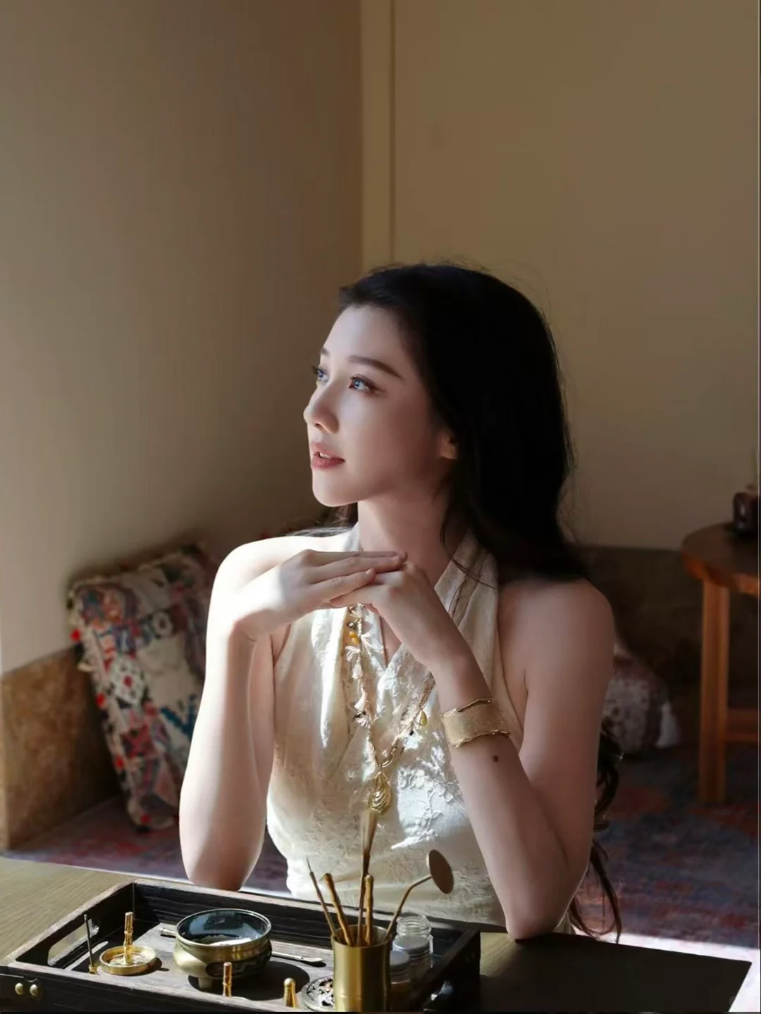 JUUNNGLE 洲谷 | 王鹤润以反差惊艳荧幕时光