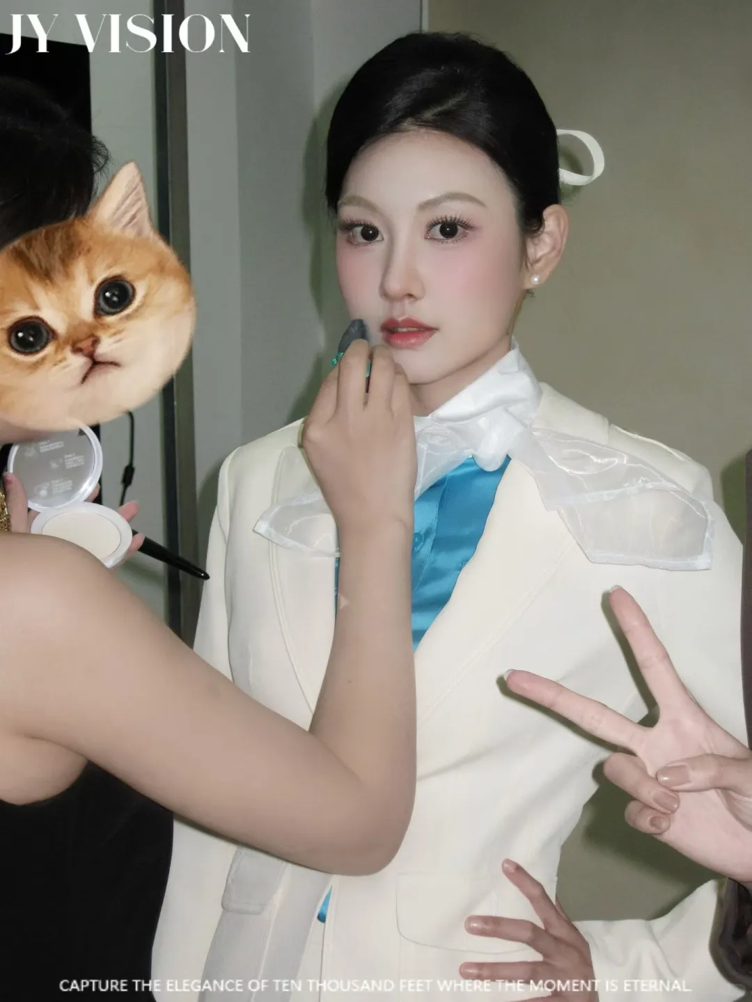 当空姐制服撞上巨型蝴蝶结🎀