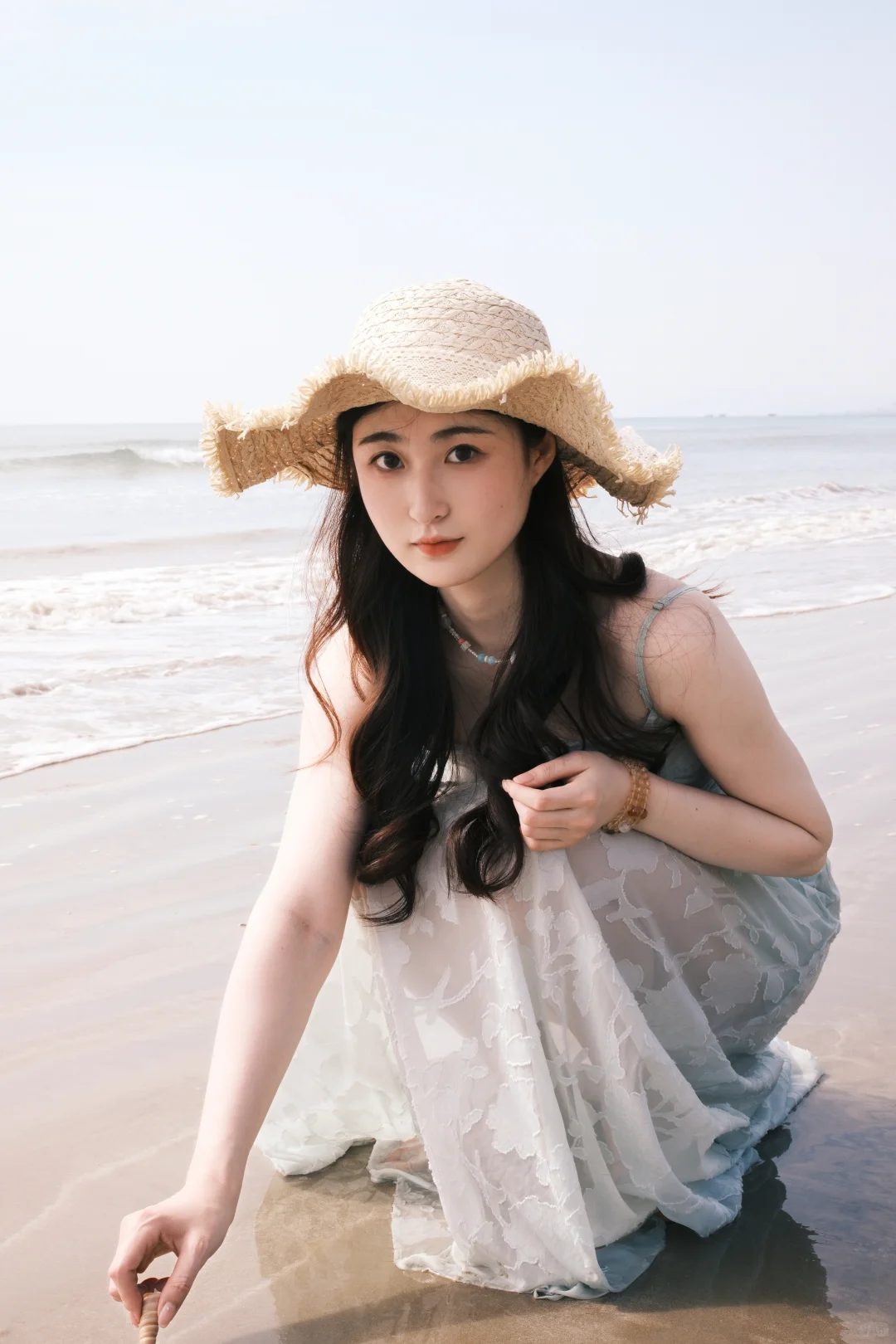 提前收藏⭐️这些在海边拍照姿势你一定能用到