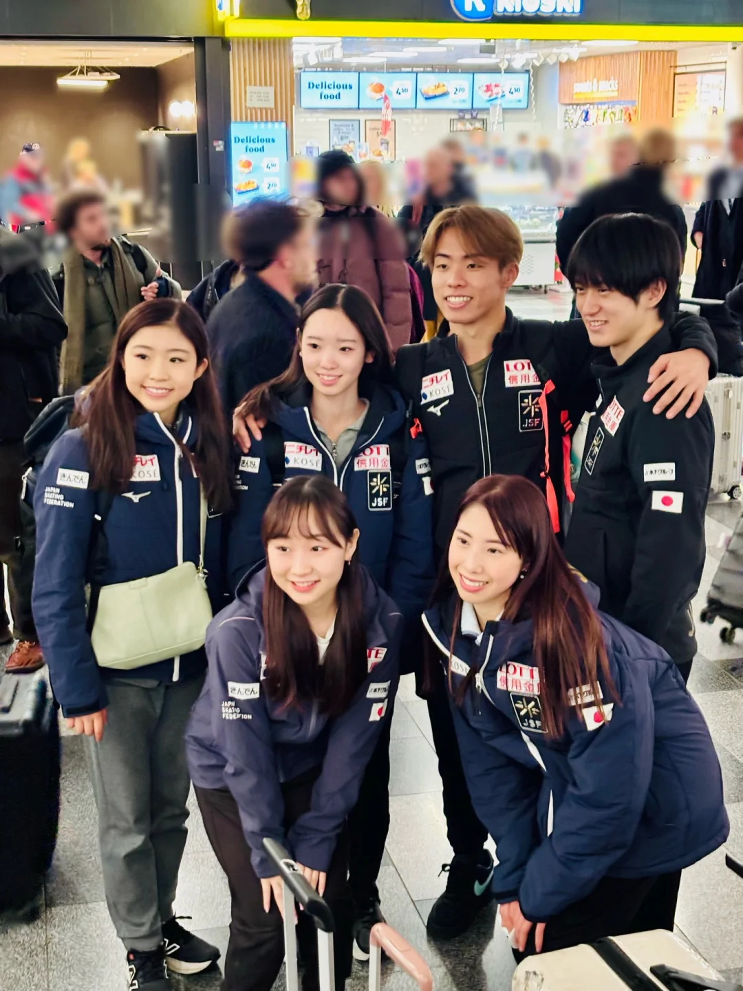 日本队全员都到芬兰了