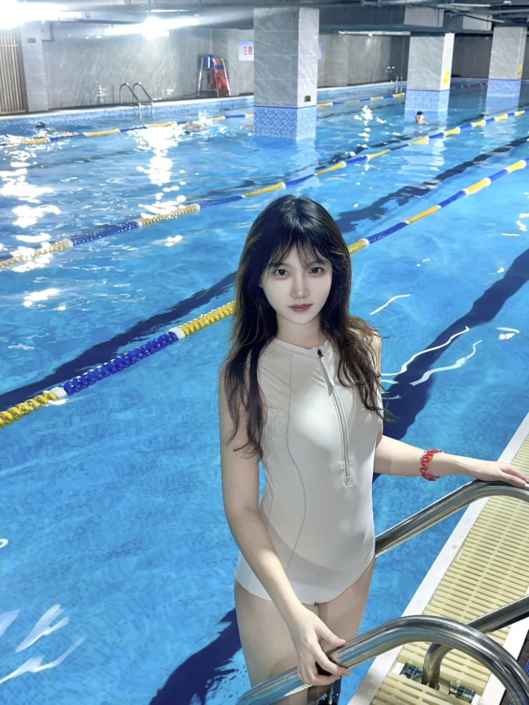 女大学生|游泳日记