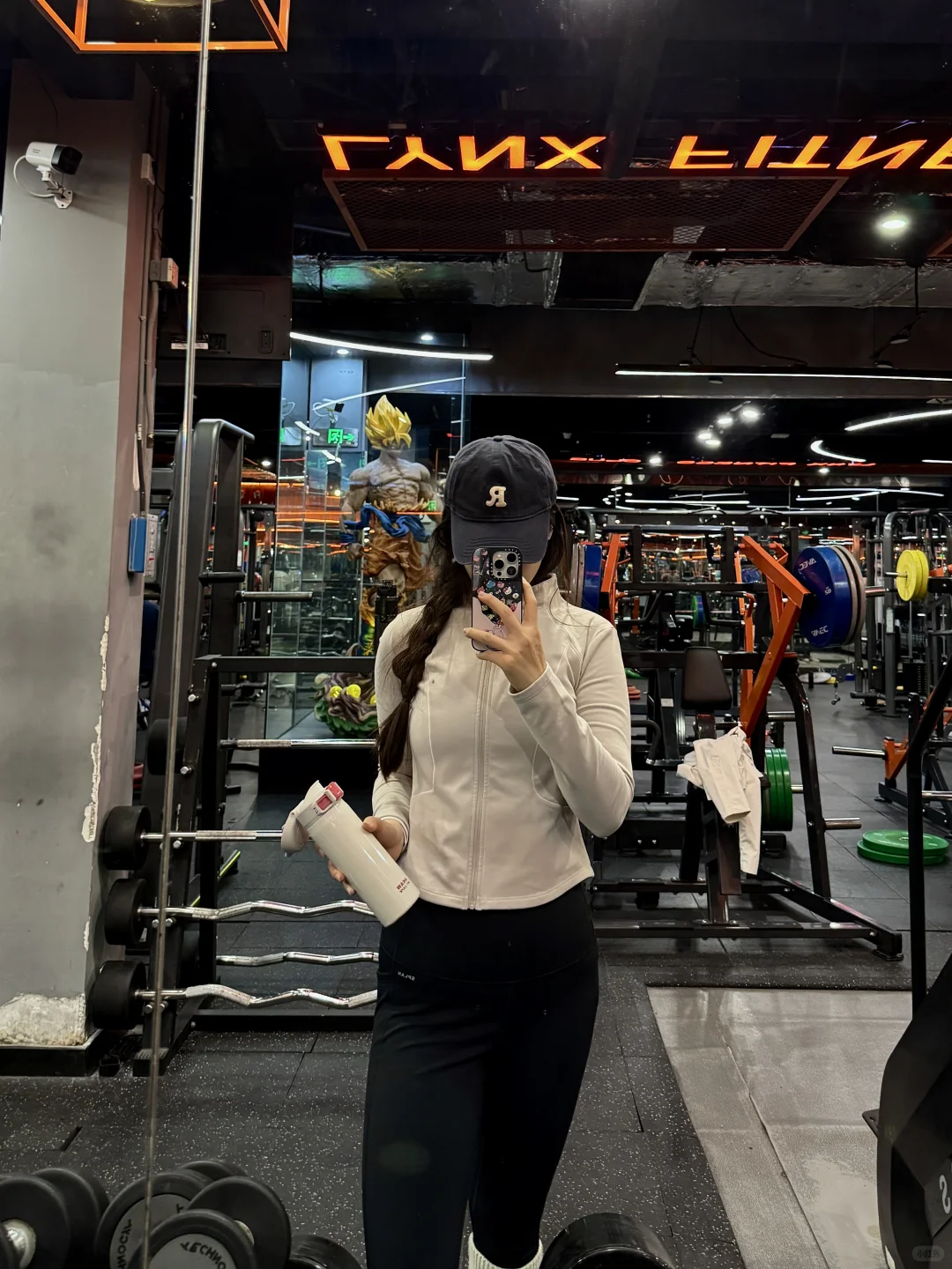 欢迎收看25岁女生不上班泡健身房的vlog