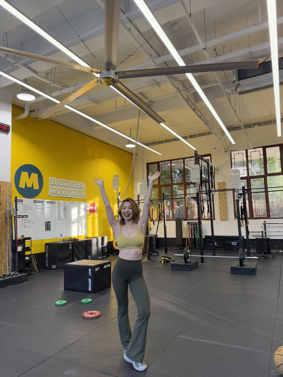 超级显腿长显腿细的一条微喇叭瑜伽裤