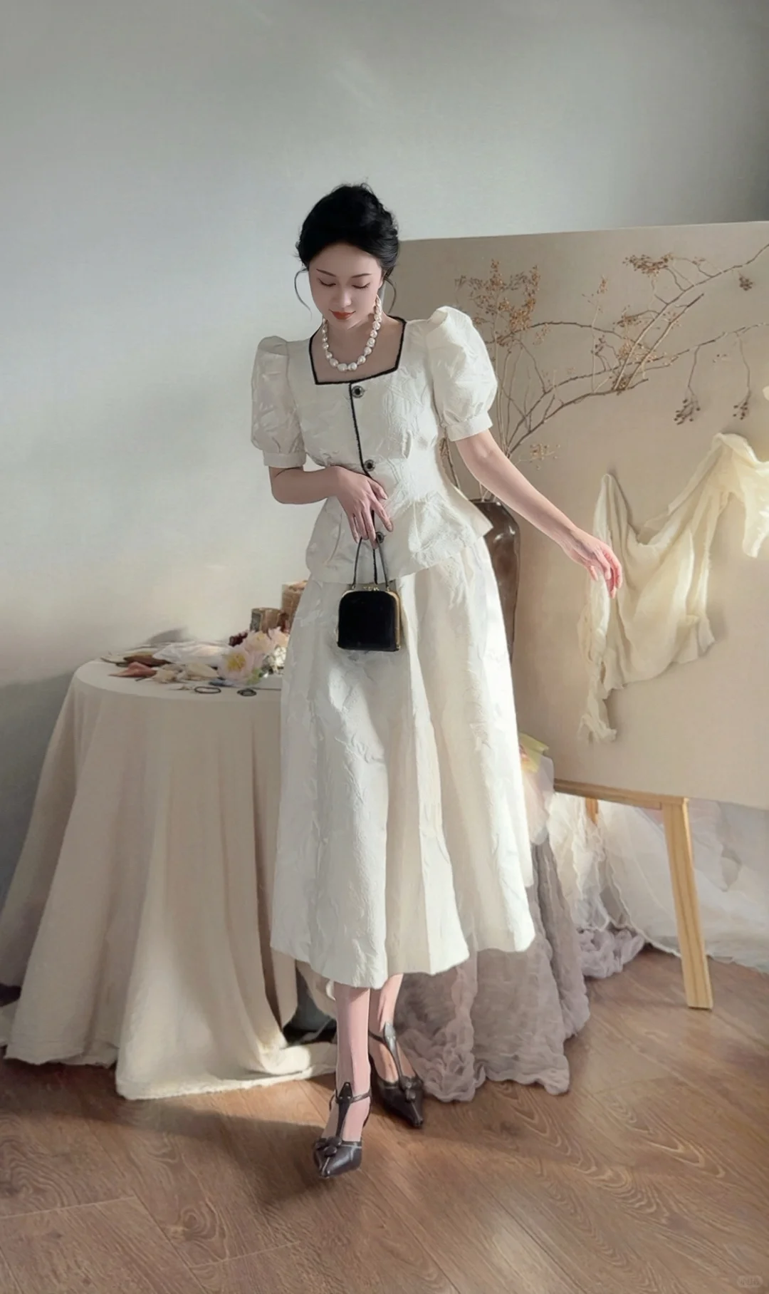 好像任何衣服都需要搭配和打扮才更加分