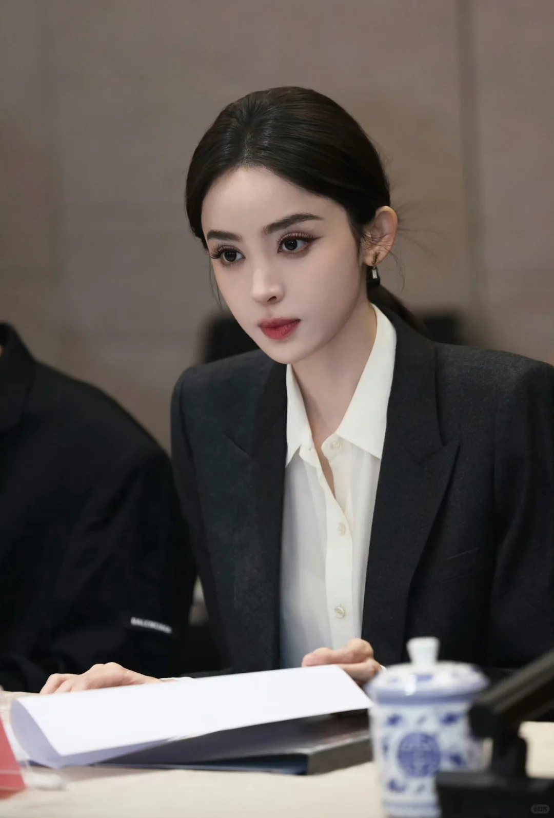 说她是内娱颜霸应该不会有人反对吧……