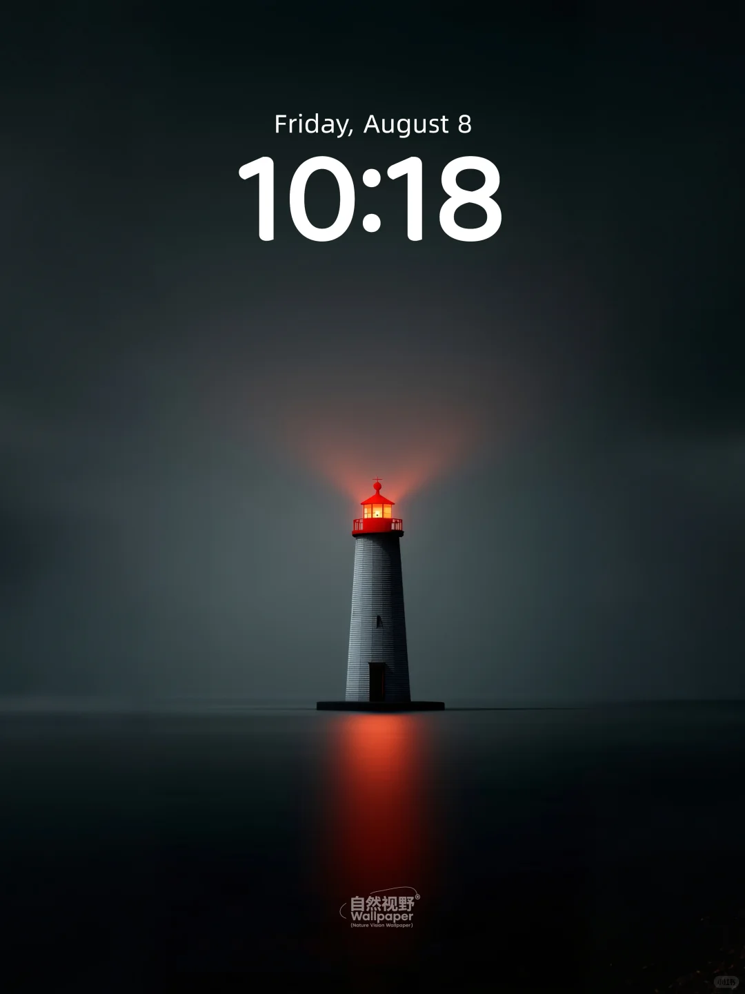 雾夜灯塔丨赤光穿霾的沉寂张力丨4K风景壁纸