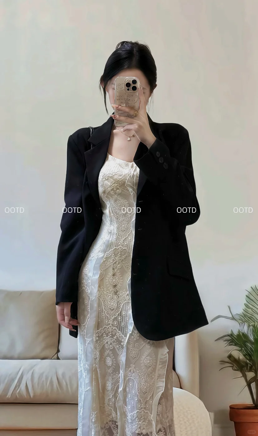 白月光裙和黑钻西装太绝了！🍃🍃