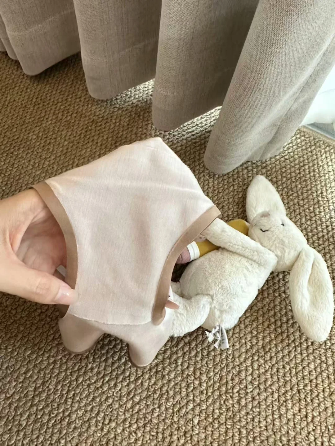 都在问瑜伽裤里面穿的什么