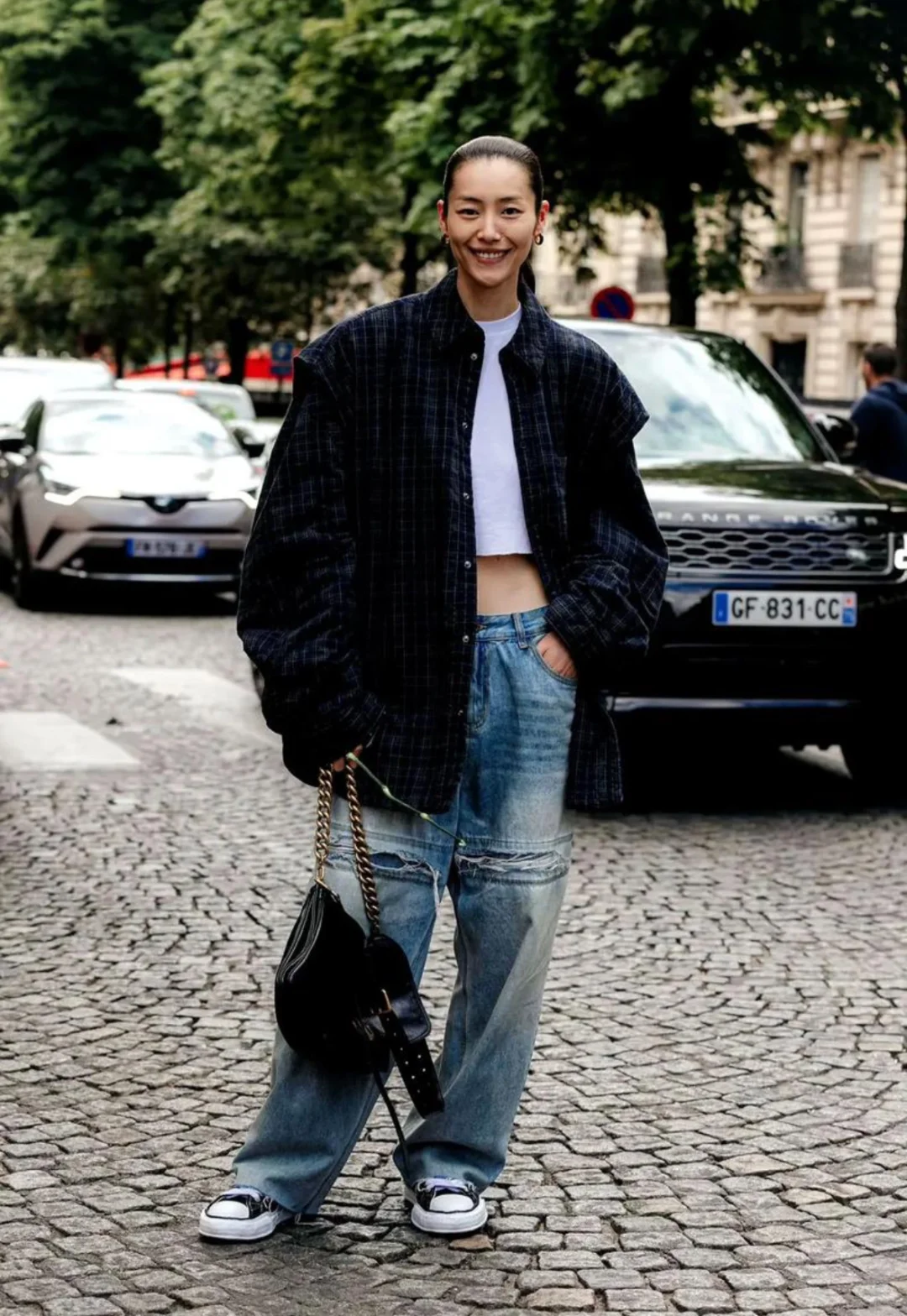 ✨考古 刘雯时装周街拍 魅力十足