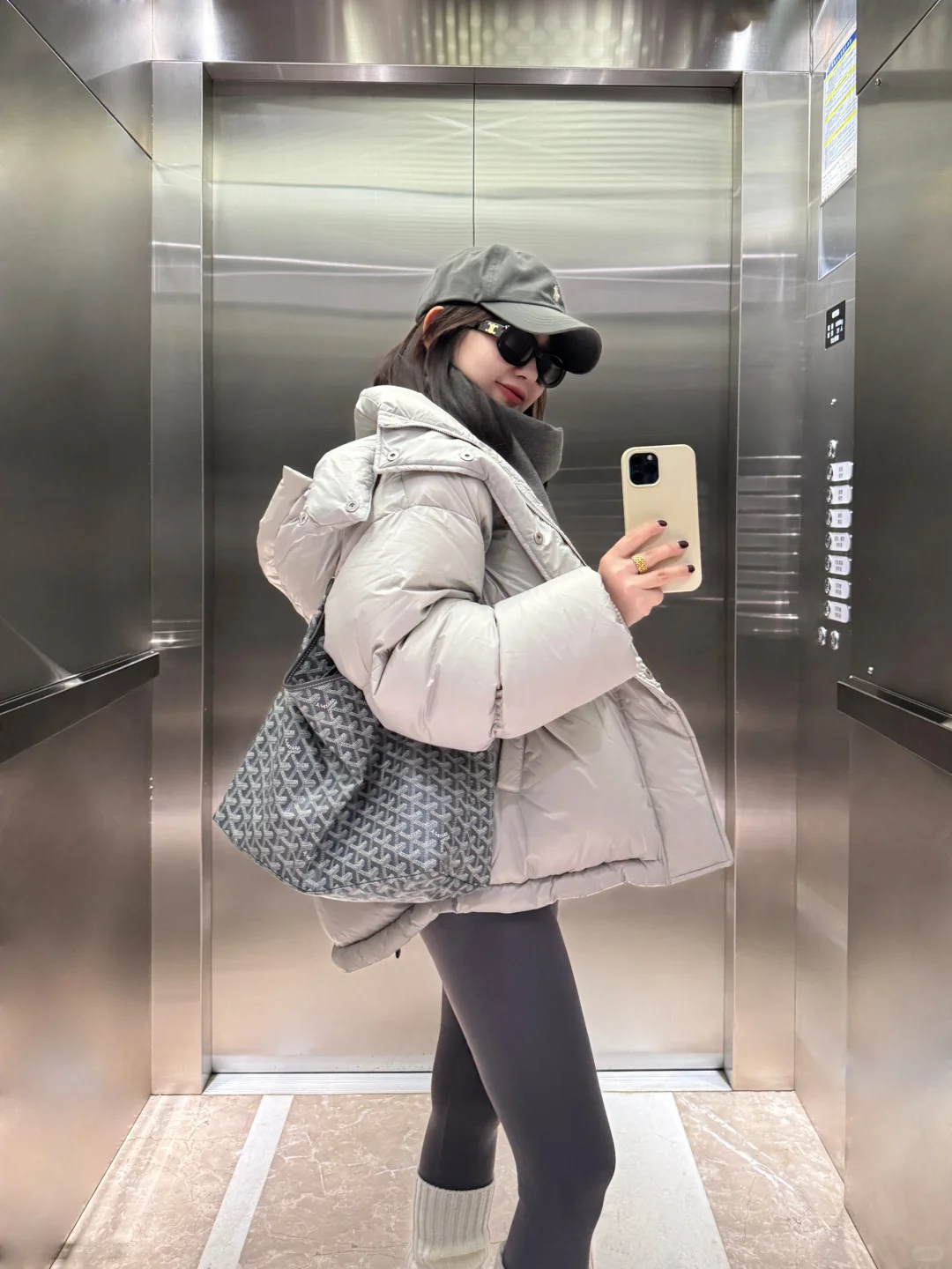 冬天还是灰色系耐看～✨