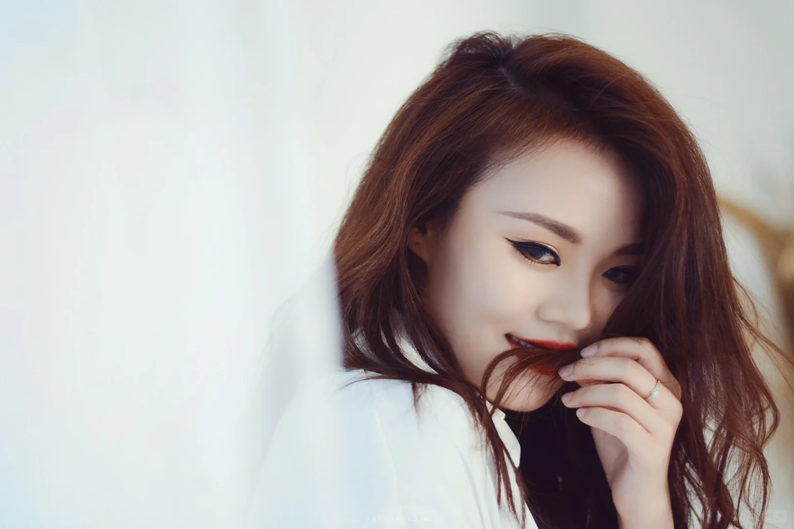 白色衬衫私房照