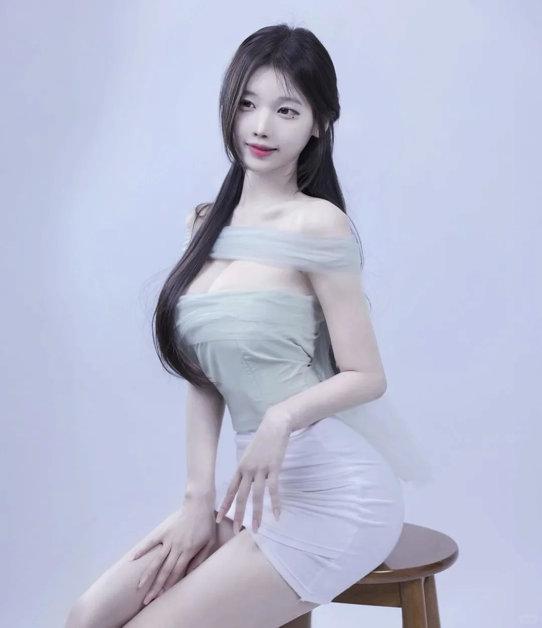 又甜又辣！完美身材曲线！