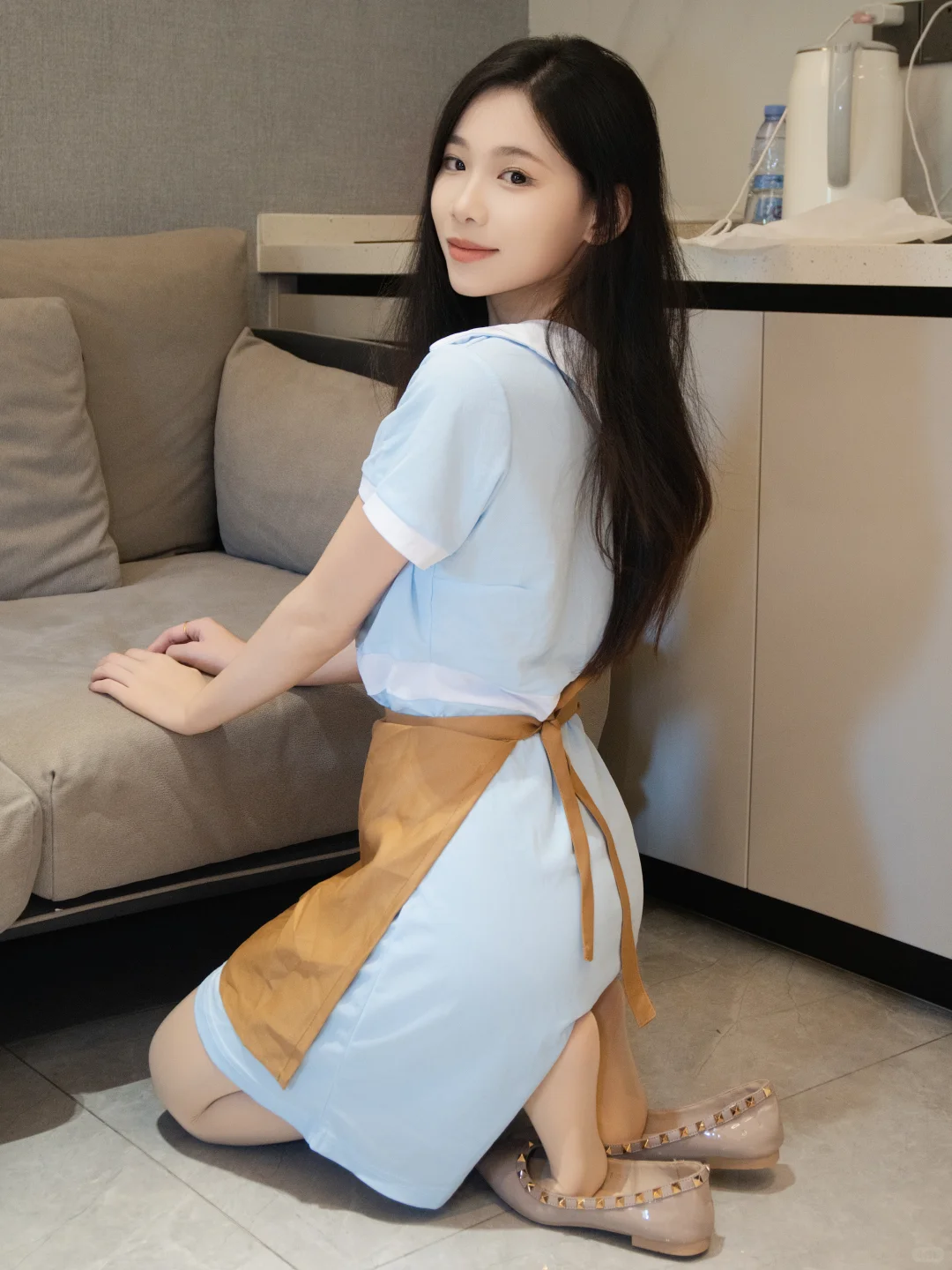 复刻好利来小蓝裙🍰今天是甜度超标的店员