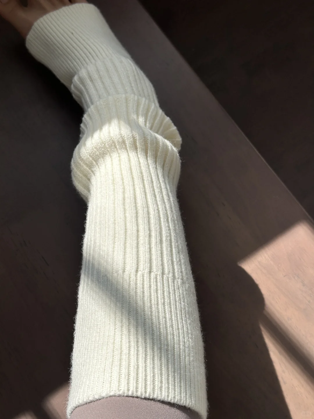 不上班时穿什么？瑜伽裤➕袜套哇！