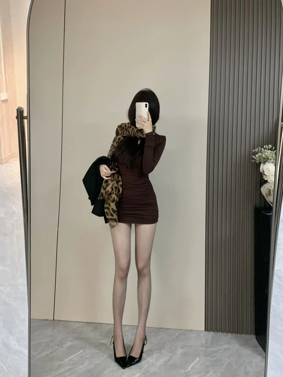 好喜欢带点女人味包臀裙🤎又有设计感