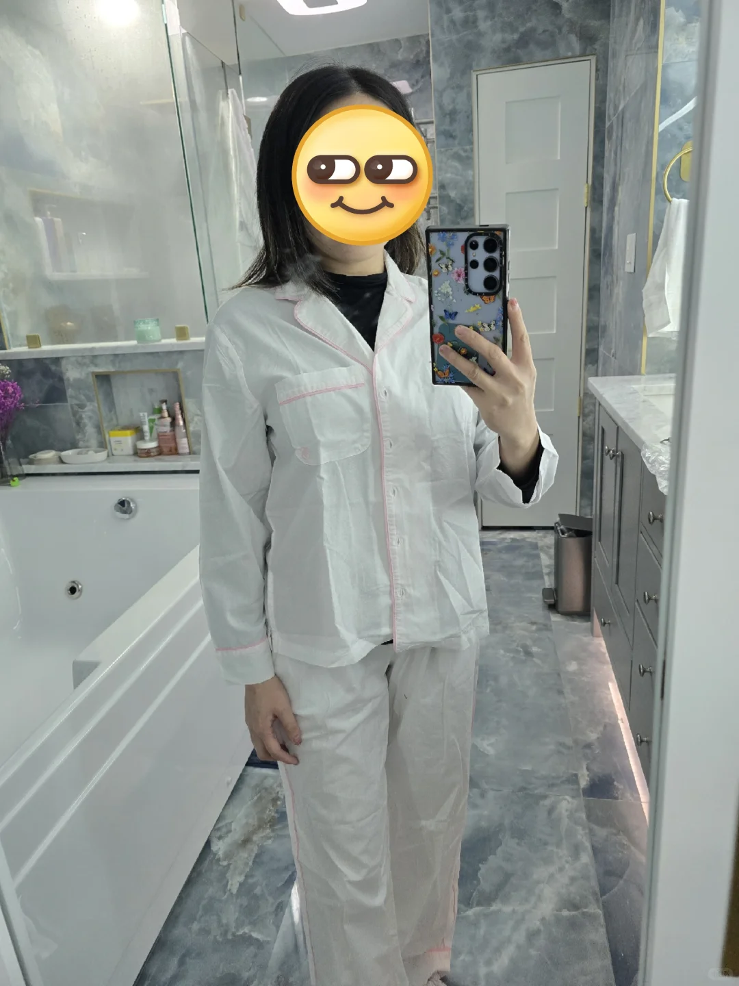 黑五受害者出现了像病号服的维秘睡衣？