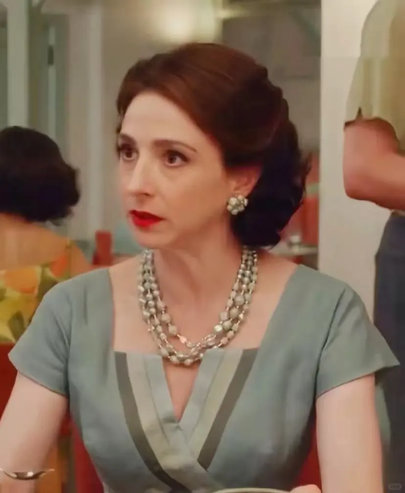 优雅中古穿搭天花板