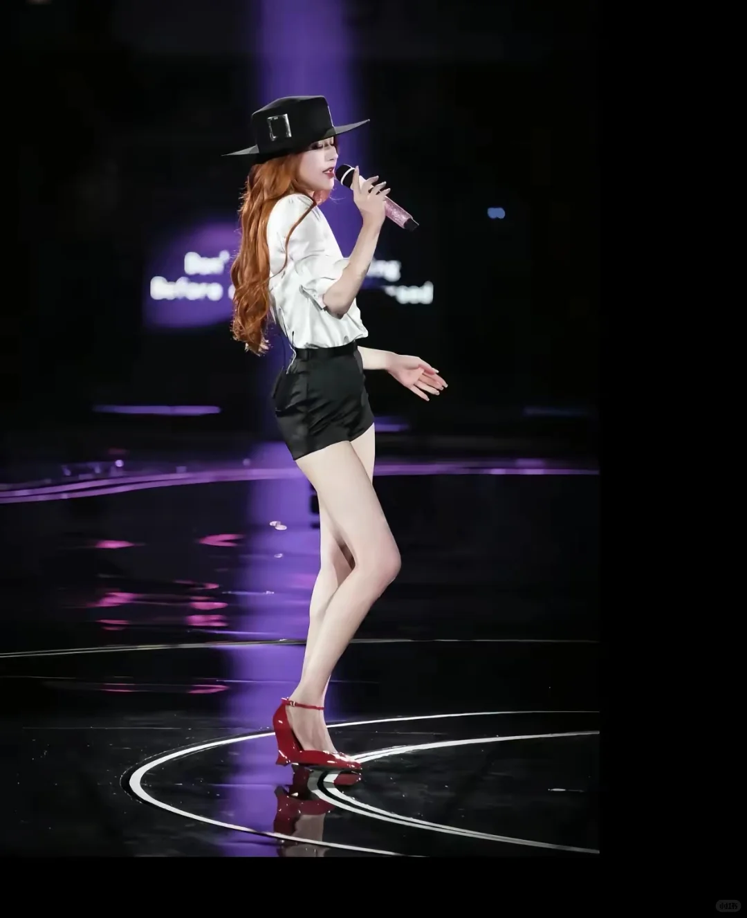 这谁啊 怎么这么美