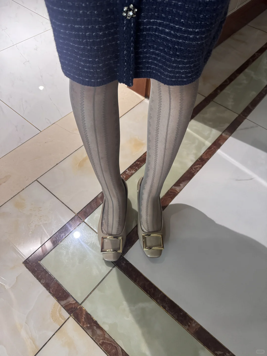 TMD很火的灰色蕾丝丝袜避雷贴！