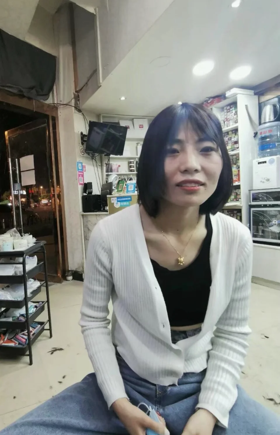 看到第三张第四张请夸夸我！