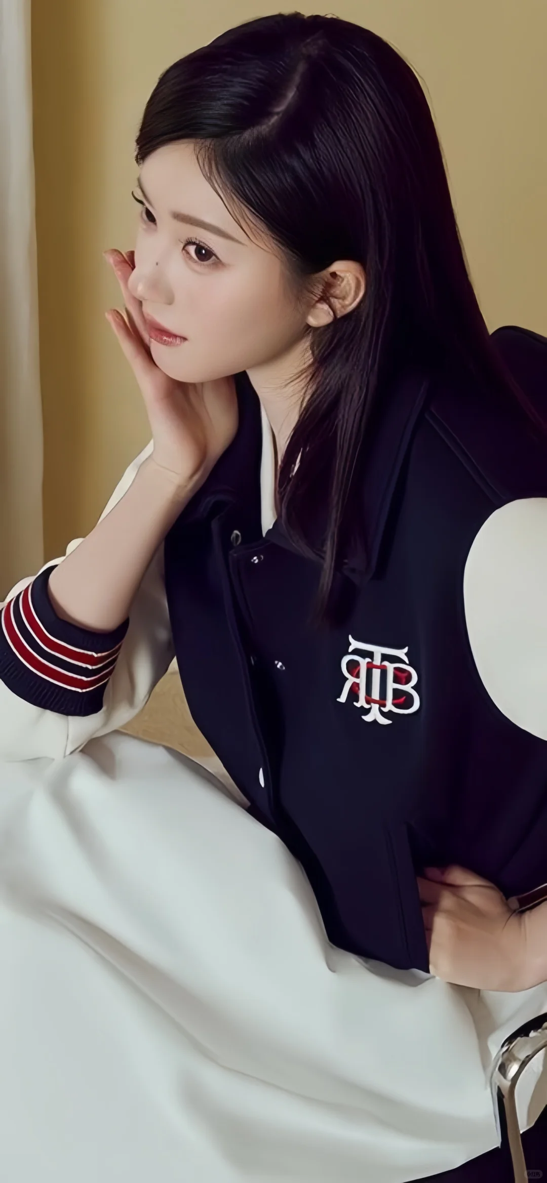 𝑺𝒉𝒂𝒓𝒆赵露思高清壁纸