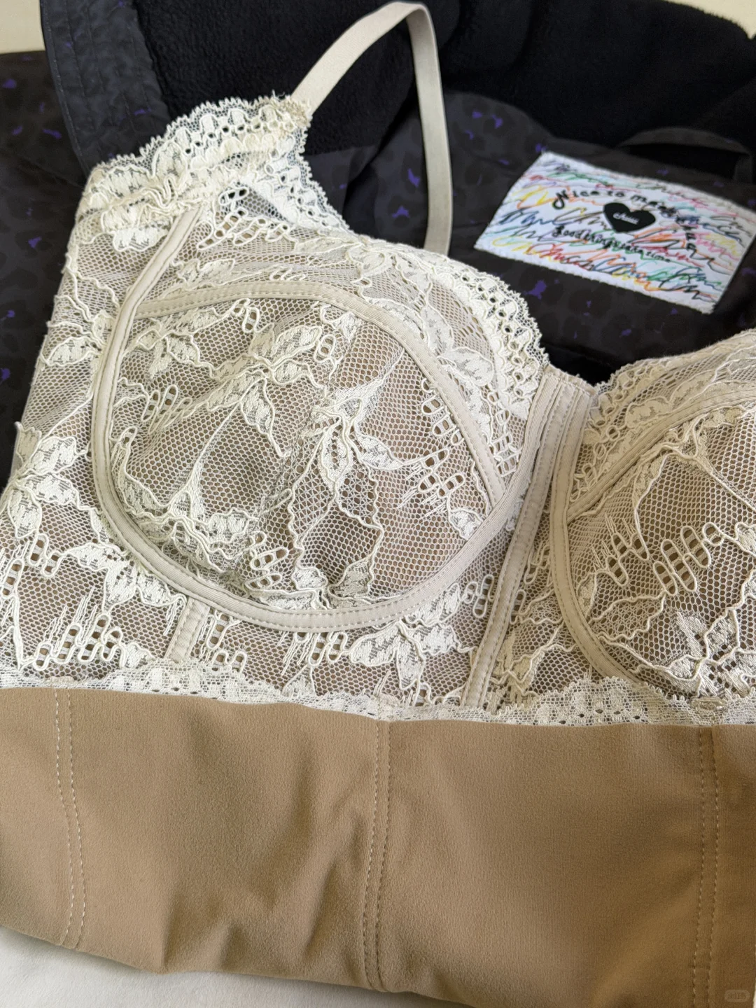 被我反复爱上的鱼骨蕾丝吊带！！！