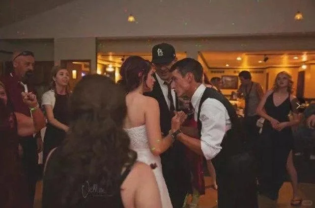 容易让人看错的污图，第一张就想歪！网友：