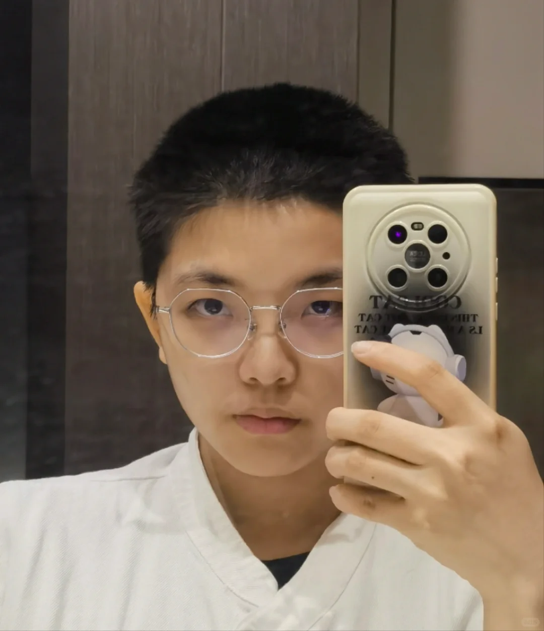 右滑看我脱美役