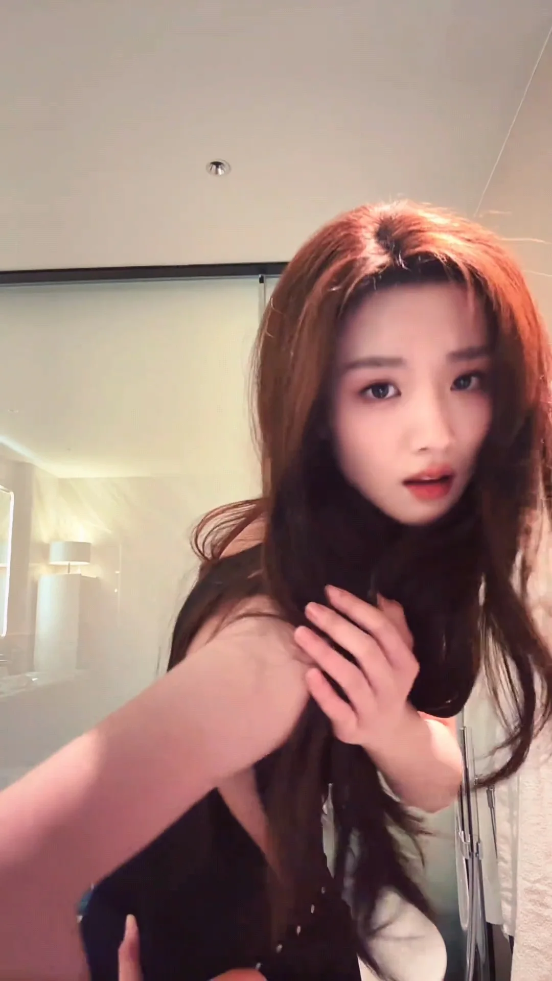 没人觉得这个噜噜晓的小表情很媚嘛