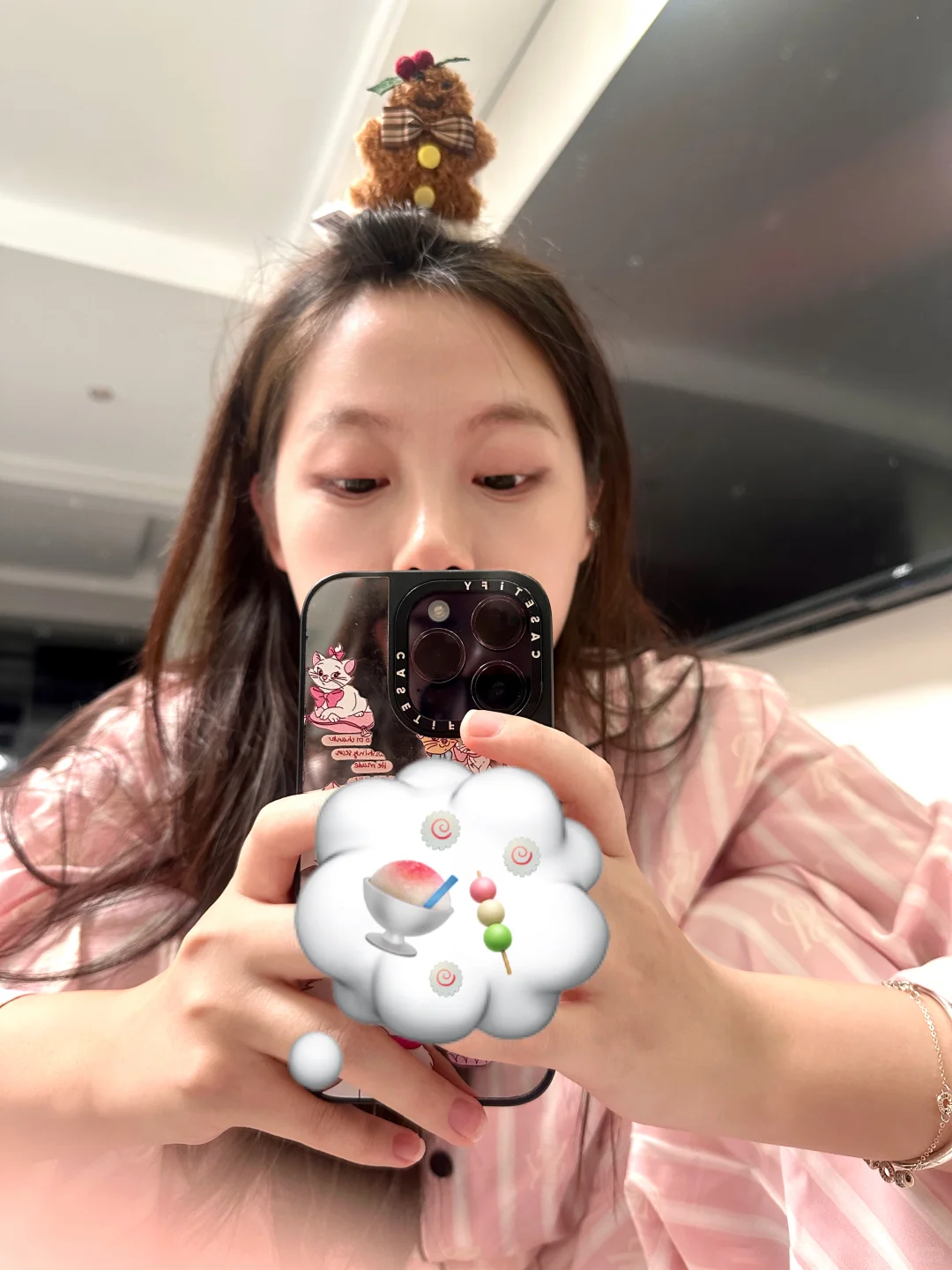 维秘睡衣留哪套 今天的甜妹睡衣好喜欢～