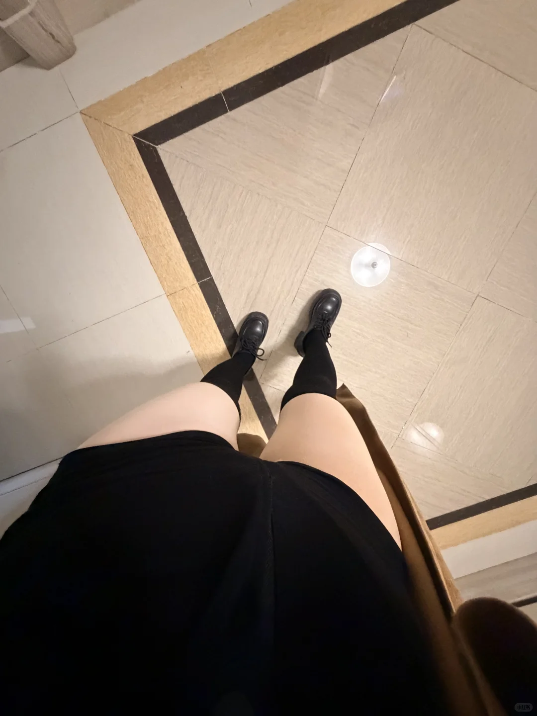 跟着小红书学穿搭 过膝袜穿搭