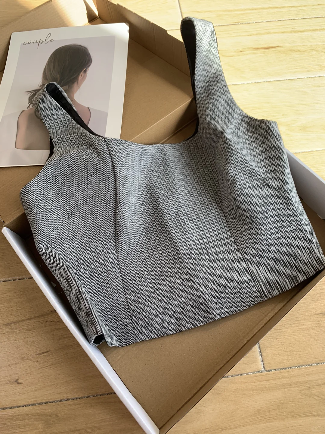 高级灰的温柔力量｜刚柔并济的御姐穿搭