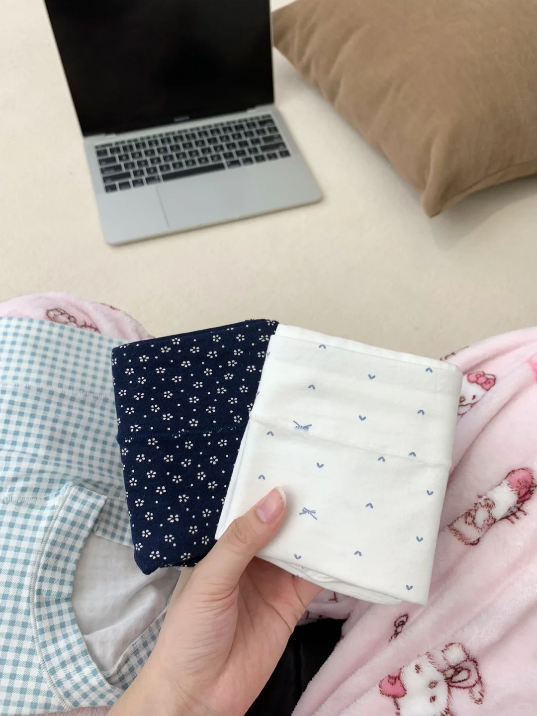 年度最爱！！女设计师的内裤绝了！