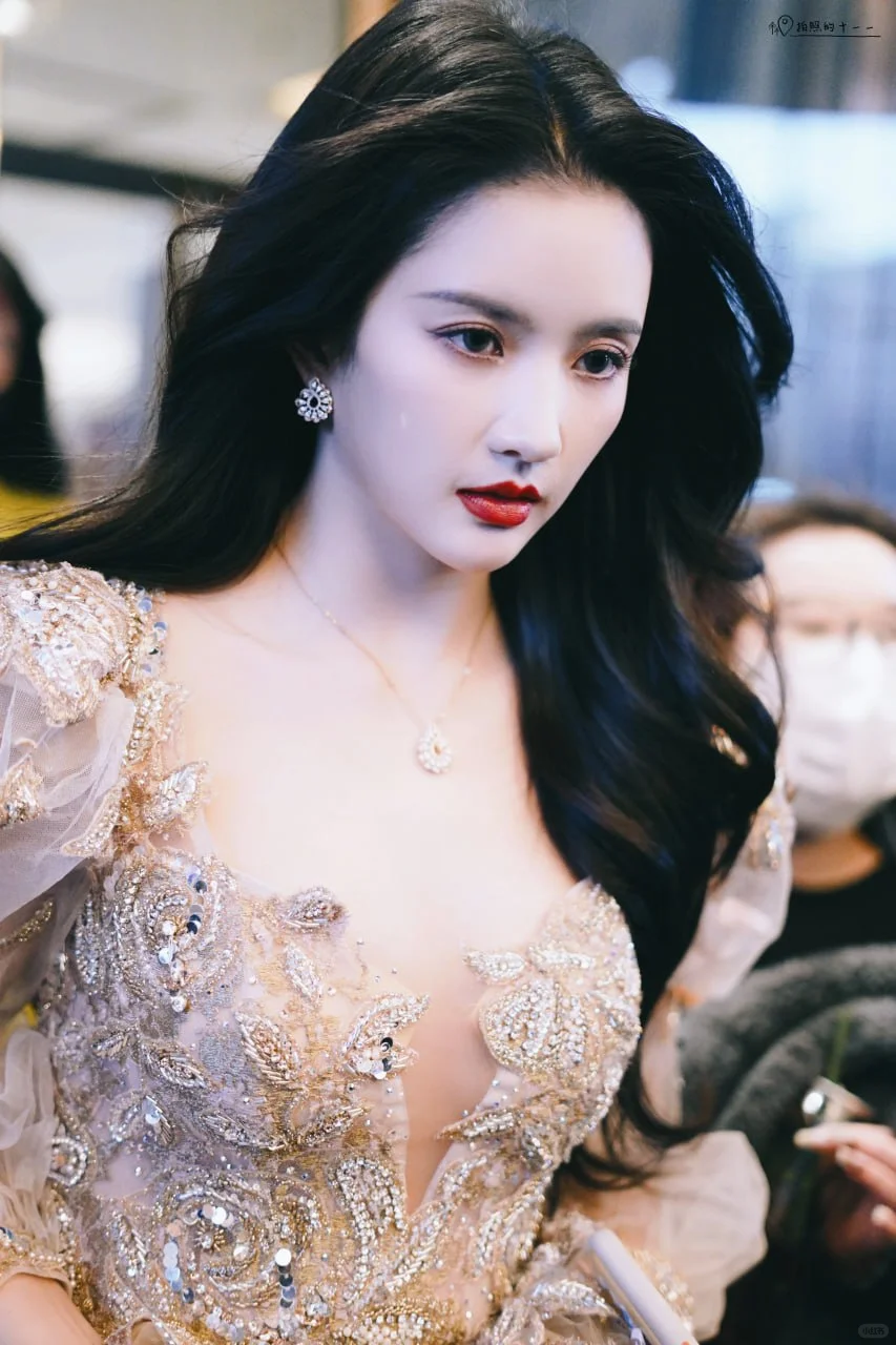 这是仙女吧，真的太美了✨✨✨