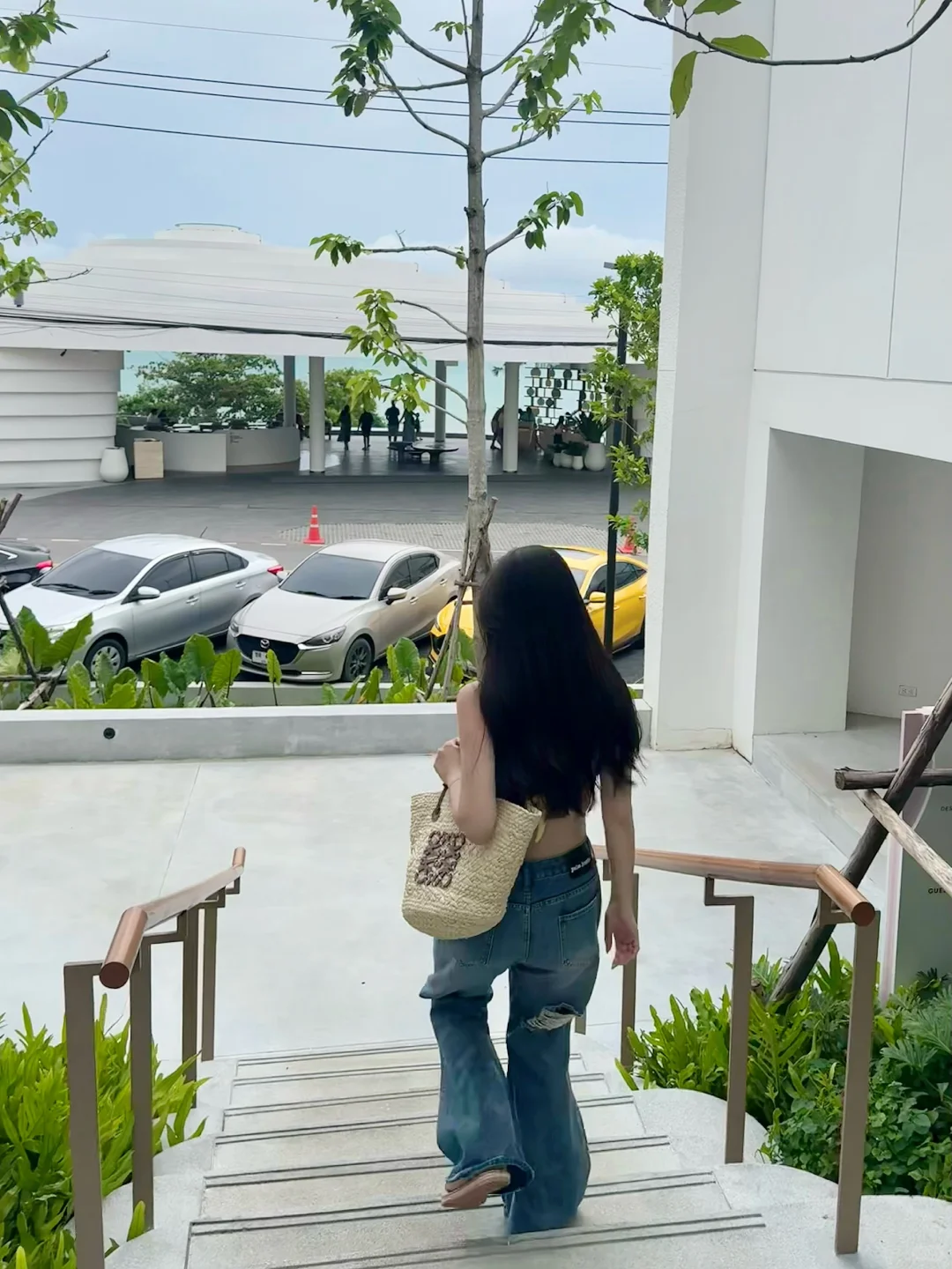 坚持不穿孕妇装 普吉岛度假穿搭18图💛