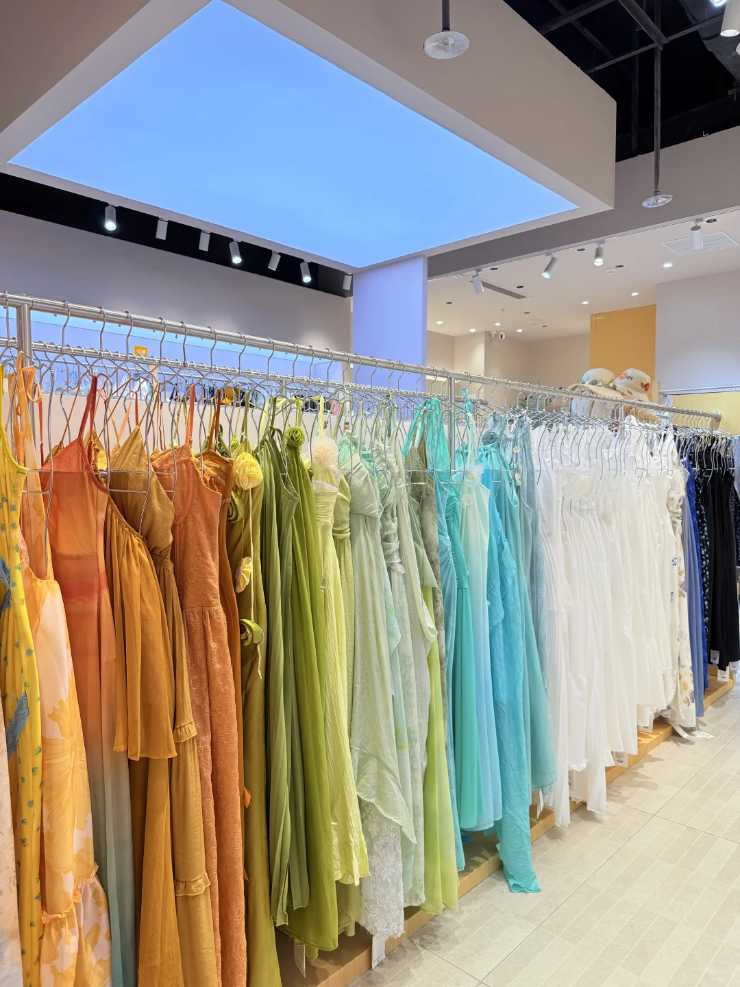 三亚穿搭12月椰梦长廊出片服装搭配攻略