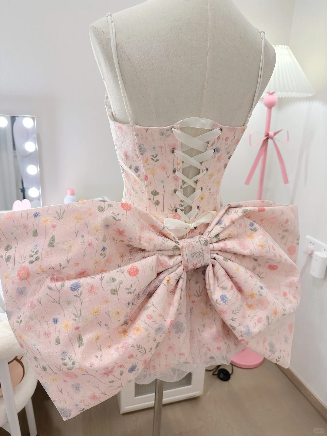 老公出差给我买的小裙子～