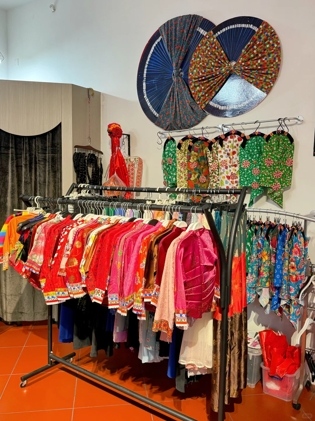 在泉州 总要拍一次惠安女吧🌊𓇼 𓂂𓈒𓏸