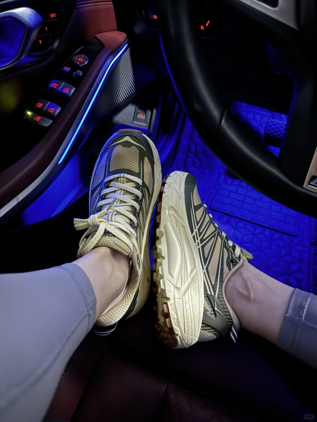 是不是穿了瑜伽裤才会显得好看！