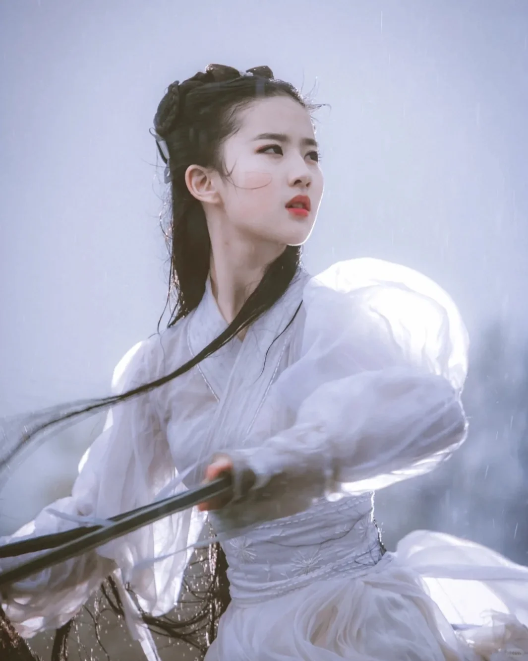 刘亦菲！一位惊艳了时光，一眼万年的女明星