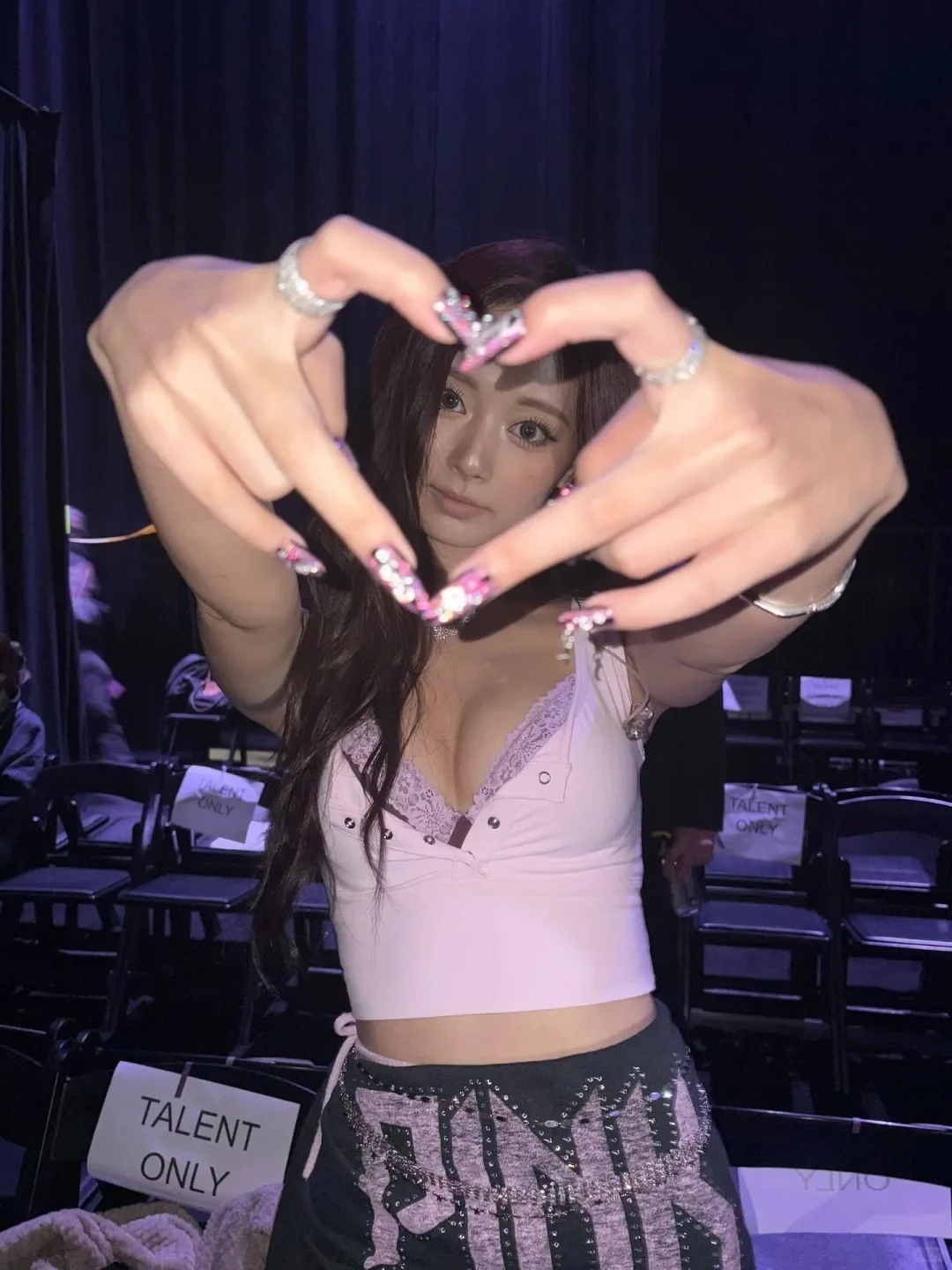 妈咪这个辣😍被子瑜美晕!嘶哈嘶哈♡◡♡