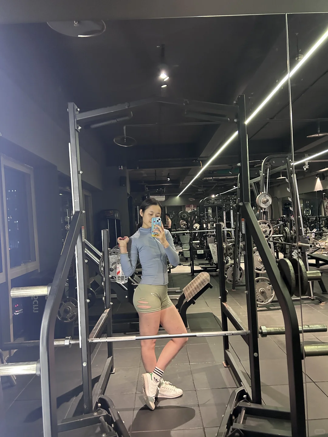 其实有在好好练腿啦！