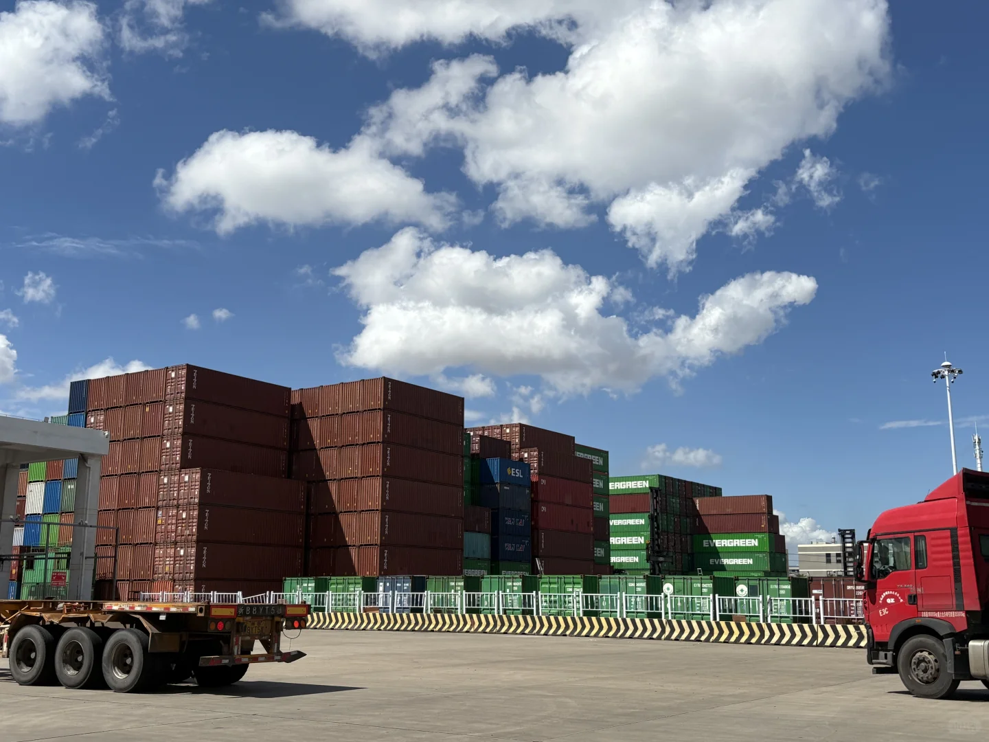 北仑区集装箱、随手拍出电影感工业大片