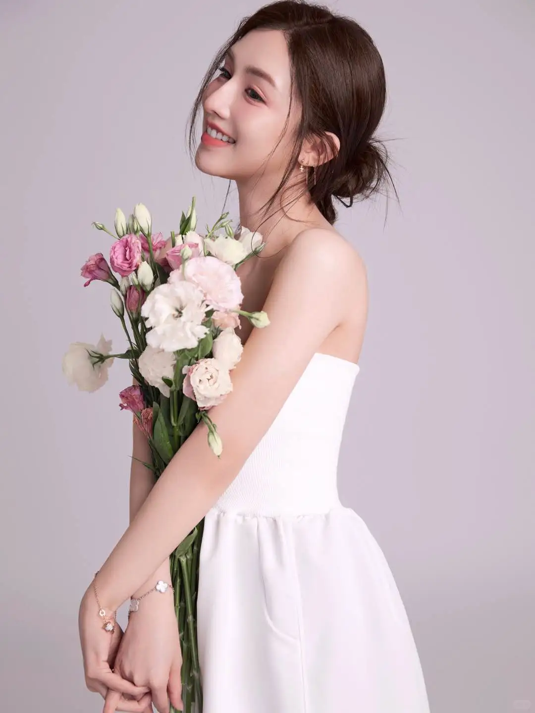 真的有被她美到 真的好美