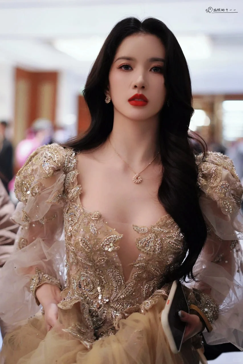 这是仙女吧，真的太美了✨✨✨